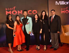 DTC Inde mars 2018 - From left to right - Mme Simeron Ghei, Mme Ruma Gupta, M. Karan Johar, Mme Tarika Ahuja, Mme Shivani Tripathi, M. Rajeev Nangia - © DTC -