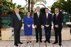 Ambassadeur janvier 2018 - From left to right: H.E. Mr. Walter Grahammer, Ambassador of the Republic of Austria;  H.E. Ms. Martine Schommer, Ambassador of the Grand Duchy of Luxembourg;  Gilles Tonelli, Minister of Foreign Affairs and Cooperation;  H.E. Mr. Brendan Berne, Ambassador of Australia and H.E. Mr. Vinay Mohan Kwatra, Ambassador of the Republic of India ©Government Communication Department/Manual Vitali