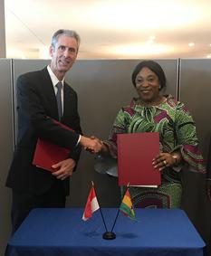 Ghana - Gilles Tonelli, Minister of Foreign Affairs and Cooperation of the Principality of Monaco, and Shirley Ayorkor Botchwey, Minister of Foreign Affairs and Regional Integration of Ghana ©DR
