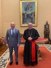 Laurent Anselmi et Cardinal - M. Laurent ANSELMI reçu par le Cardinal Pietro PAROLIN (©DR)