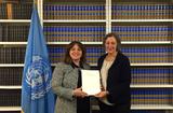 Protocole convention Femmes - H.E. Ms. Isabelle Picco, Permanent Representative of Monaco to the United Nations Organization, presenting the Principality's Instruments of Ratification to Ms. Arancha Hinojal-Oyarbide, Head of the Division of Legal Affairs at the Treaty Section of the United Nations ©DR