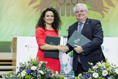 S.E. M. Lorenzo RAVANO et Mafalda DUARTE, Directeur Exécutif du Fonds Vert pour le Climat ©DR - S.E. M. Lorenzo RAVANO et Mafalda DUARTE, Directeur Exécutif du Fonds Vert pour le Climat ©DR