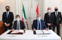Signature Accord télétravail Monaco-Italie. ©Direction de la Communication-Manuel Vitali - Andrea Orlando, Italian Minister of Labour and Social Policies (seated on the left), H.E. Pierre Dartout, Minister of State (seated on the right), H.E. Giulio Alaimo, Italian Ambassador to Monaco (standing on the left), Didier Gamerdinger, Minister of Health and Social Affairs (behind H.E. the Minister of State), and Laurent Anselmi, Minister of Foreign Affairs and Cooperation (standing on the right). © Government Communication Department / Manuel Vitali Signature Accord télétravail Monaco-Italie. ©Direction de la Communication-Manuel Vitali - Andrea Orlando, Italian Minister of Labour and Social Policies (seated on the left), H.E. Pierre Dartout, Minister of State (seated on the right), H.E. Giulio Alaimo, Italian Ambassador to Monaco (standing on the left), Didier Gamerdinger, Minister of Health and Social Affairs (behind H.E. the Minister of State), and Laurent Anselmi, Minister of Foreign Affairs and Cooperation (standing on the right). © Government Communication Department / Manuel Vitali