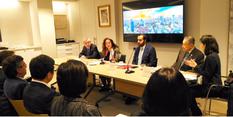 TOKYO 2020 - Les Coprésidents du Groupe des amis du sport, S. E. Mme Isabelle PICCO et M. Talal Al-KHALIFA, chargé d’affaires du Qatar, entourés de Dr. Thomas BACH et M. Yoshiro MORI, ainsi que M. Luis MORENO, lors de la réunion à laquelle ont pris part de nombreuses délégations, à la Mission permanente de Monaco, le 9 décembre 2019.