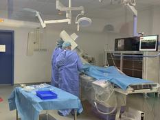 Unité de cathétérisme au Mali - Operation at catheterisation unit funded by Monaco © DR